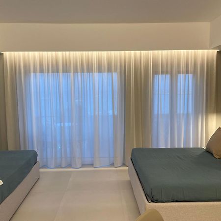 La Finestra Sul Mare Modern Apartment 贾迪尼-纳克索斯 外观 照片