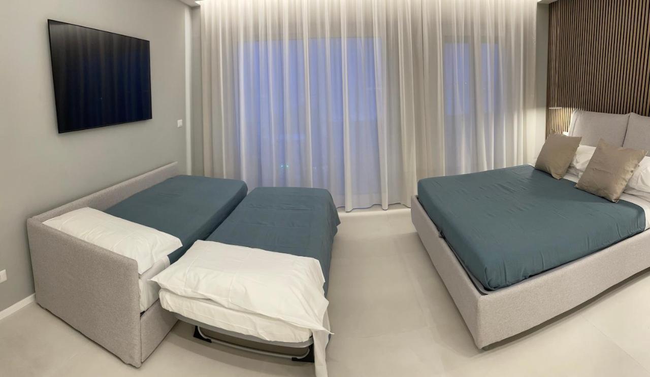 La Finestra Sul Mare Modern Apartment 贾迪尼-纳克索斯 外观 照片
