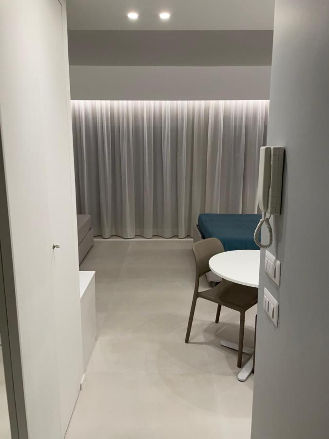 La Finestra Sul Mare Modern Apartment 贾迪尼-纳克索斯 外观 照片